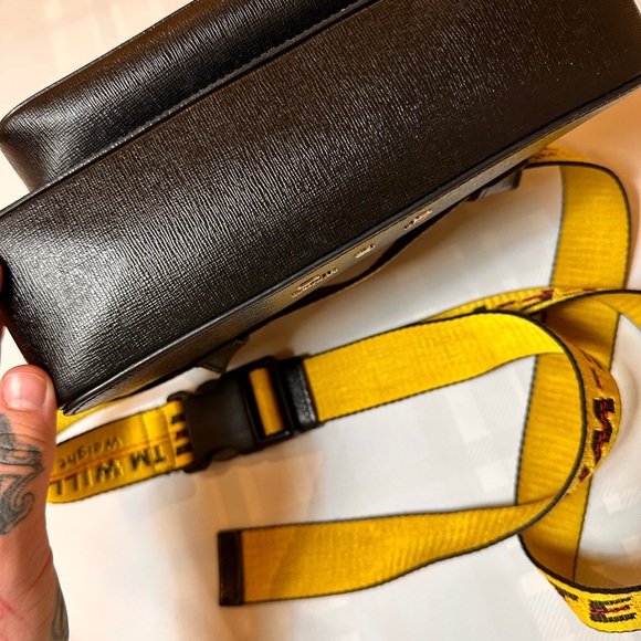 Off-White Black Binder Diagonal Stripe Belt Bag - Picture 6 of 6